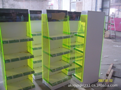 定制化展示，點(diǎn)亮品牌魅力——廣州市澳科新紀(jì)元專業(yè)打造化妝品展示柜